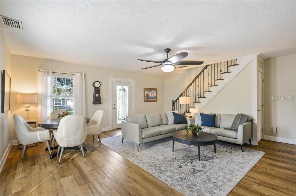 1002 W Indiana Avenue - Photo 4