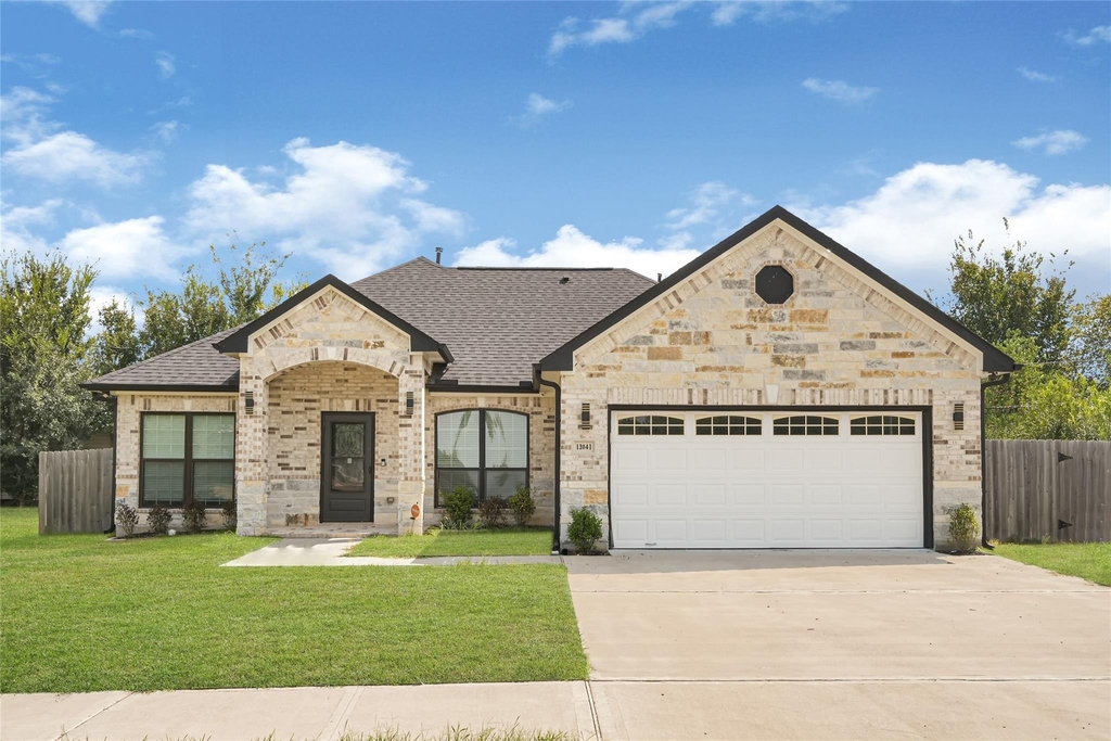 13041 Donegal Way - Photo 0
