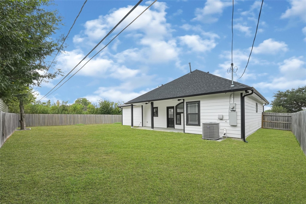 13041 Donegal Way - Photo 24