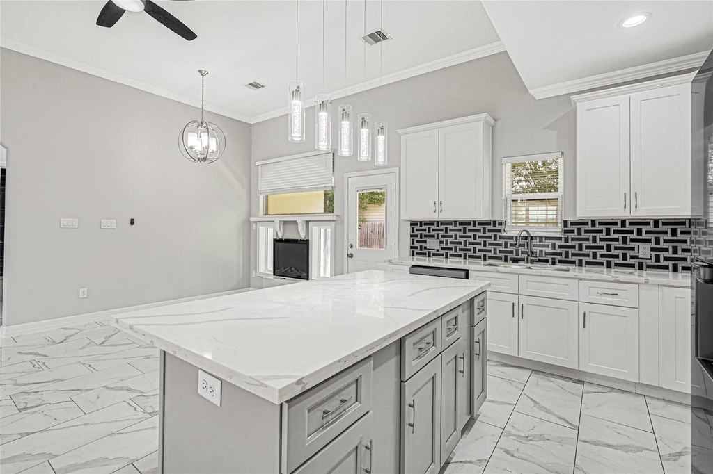 13041 Donegal Way - Photo 6