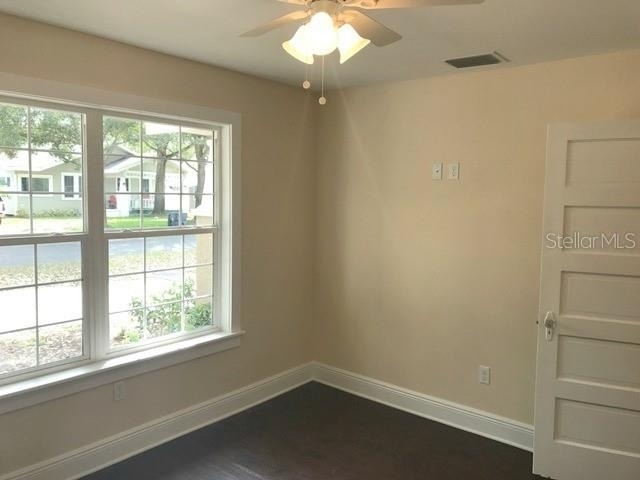 3009 W Bay Court Avenue - Photo 8