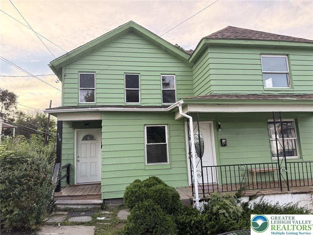 414 15th Avenue - Photo 0