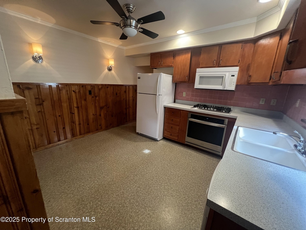956 Meade Avenue - Photo 3