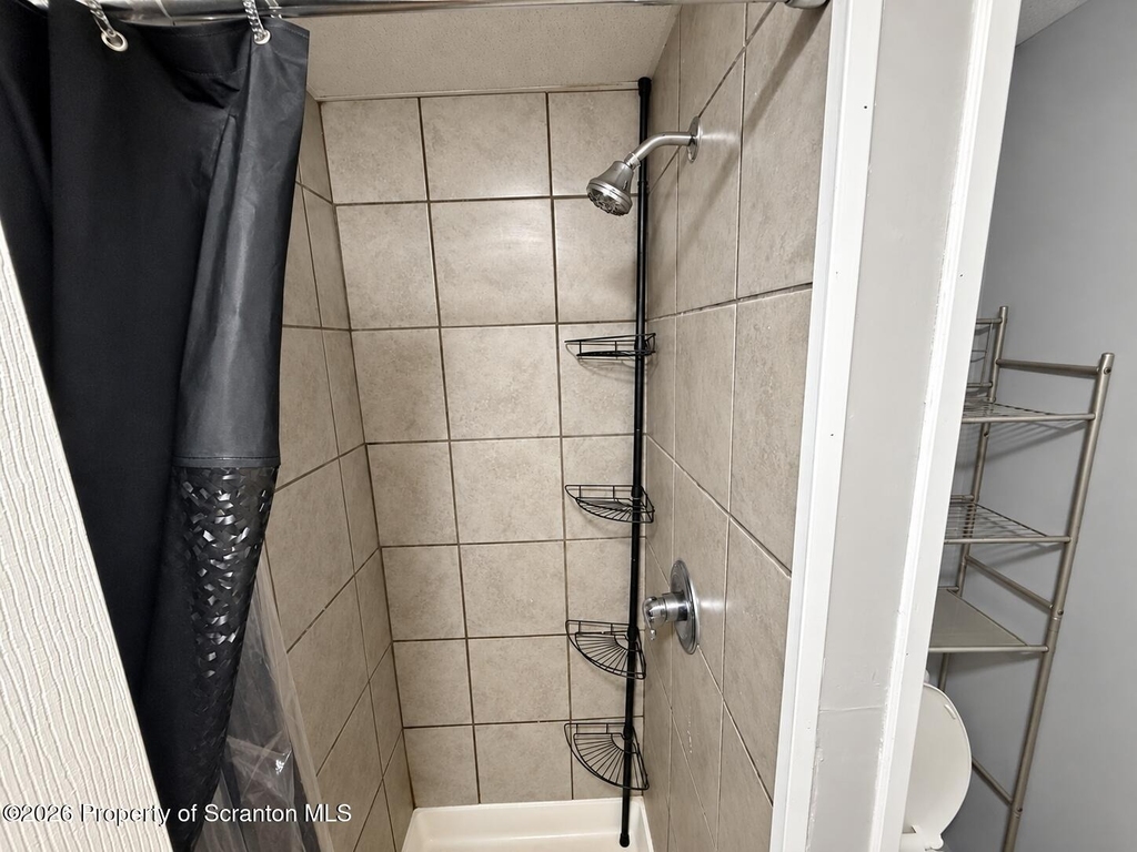 825 Main Street - Photo 10