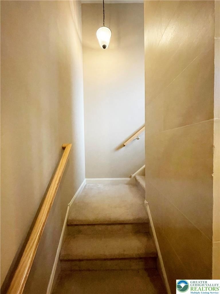 1187 Meadow Lark Way - Photo 2