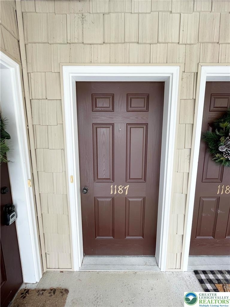 1187 Meadow Lark Way - Photo 0