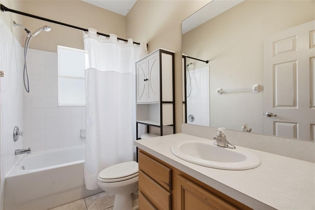 2115 Salem Avenue N - Photo 16