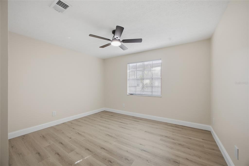 920 W Candlewood Avenue - Photo 19