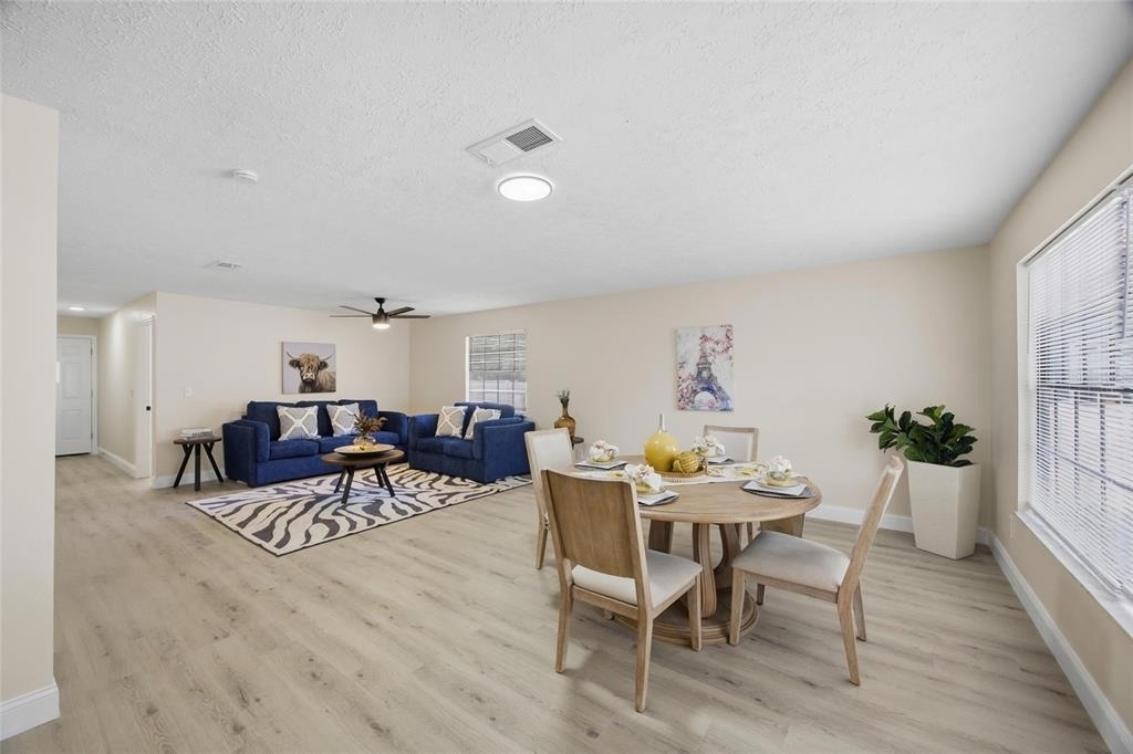 920 W Candlewood Avenue - Photo 4