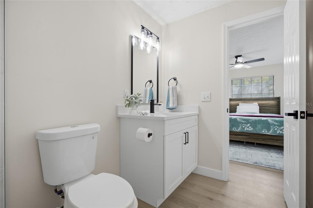 920 W Candlewood Avenue - Photo 18