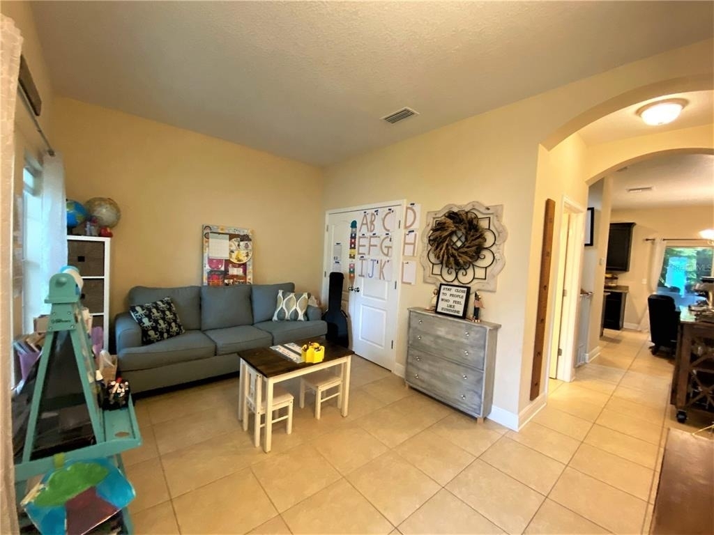 4603 W Loughman Street - Photo 1
