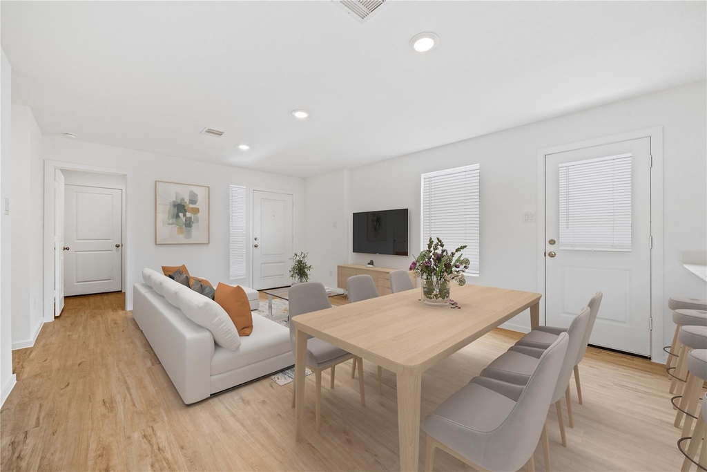 18706 Cepagatti Drive - Photo 4