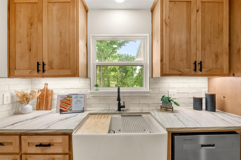 90 Coolcrest Drive - Photo 6