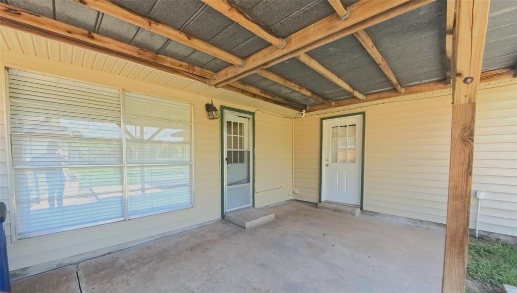 1115 Newport Boulevard - Photo 20