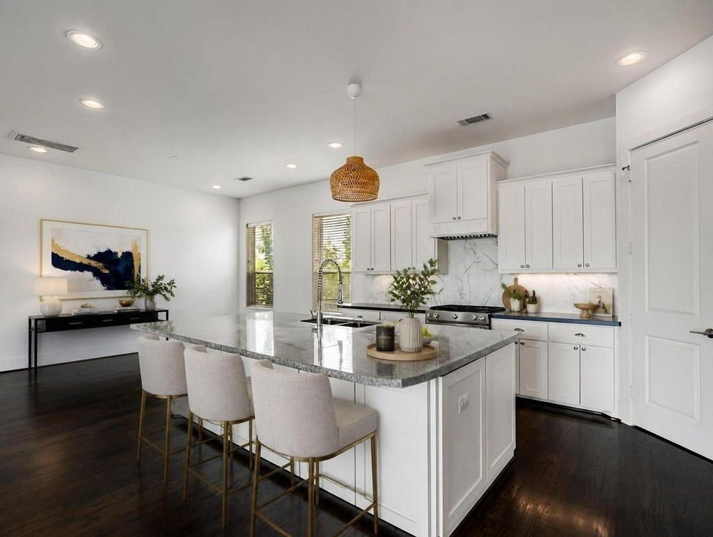 1822 Mcilhenny Street - Photo 3