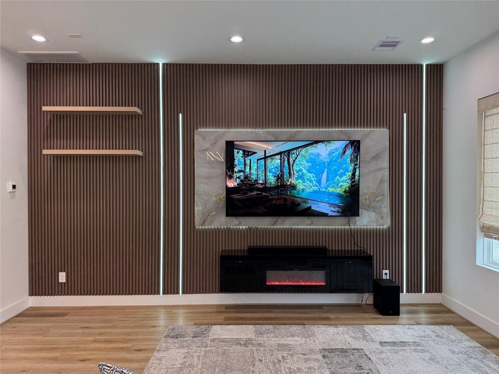 1611 Erin Street - Photo 1