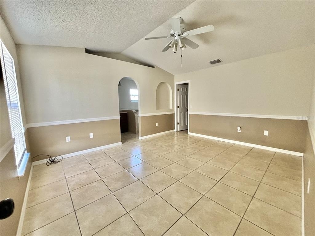 913 Nancy Court - Photo 8