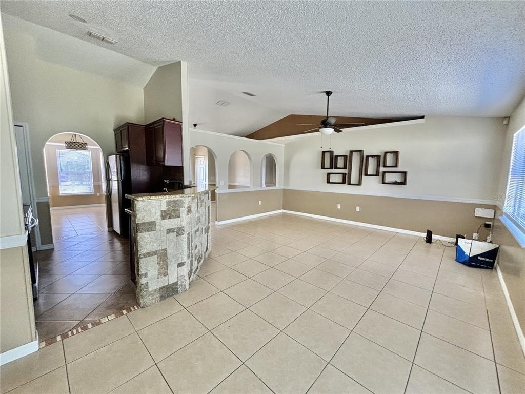 913 Nancy Court - Photo 5