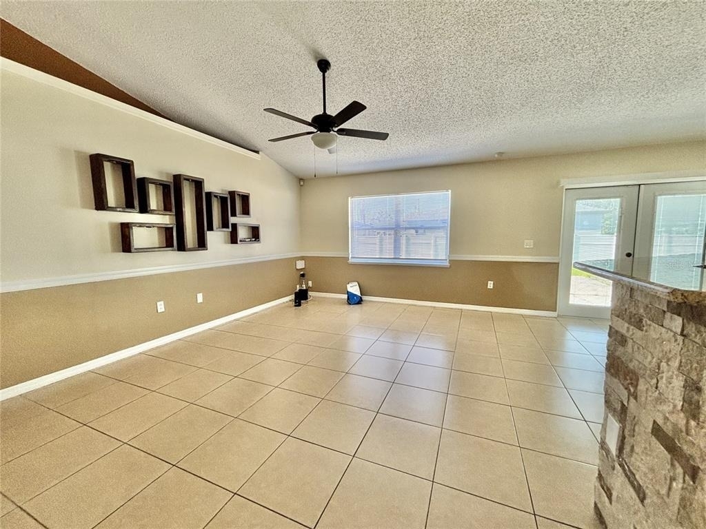 913 Nancy Court - Photo 6