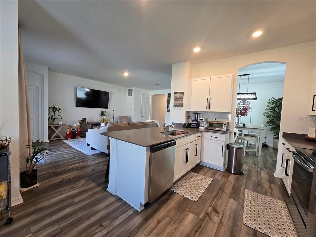 34827 Mulrion Drive - Photo 7