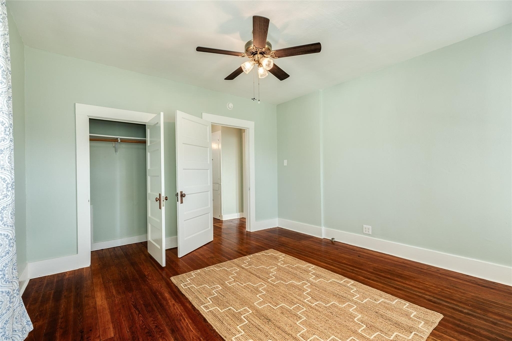 3602 Avenue S 1/2 - Photo 16