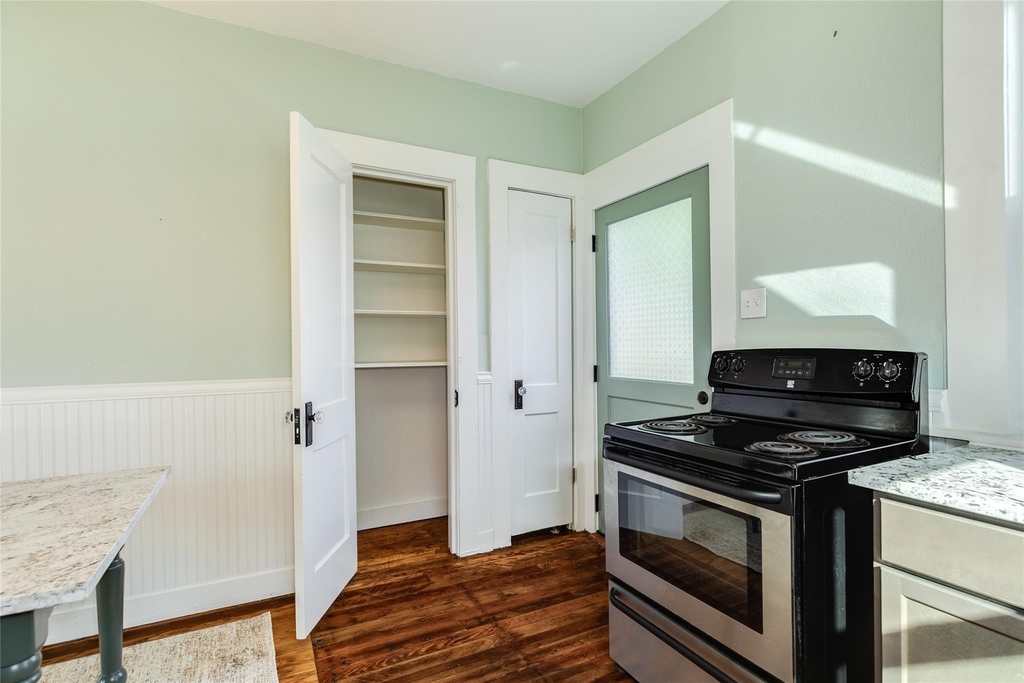 3602 Avenue S 1/2 - Photo 14