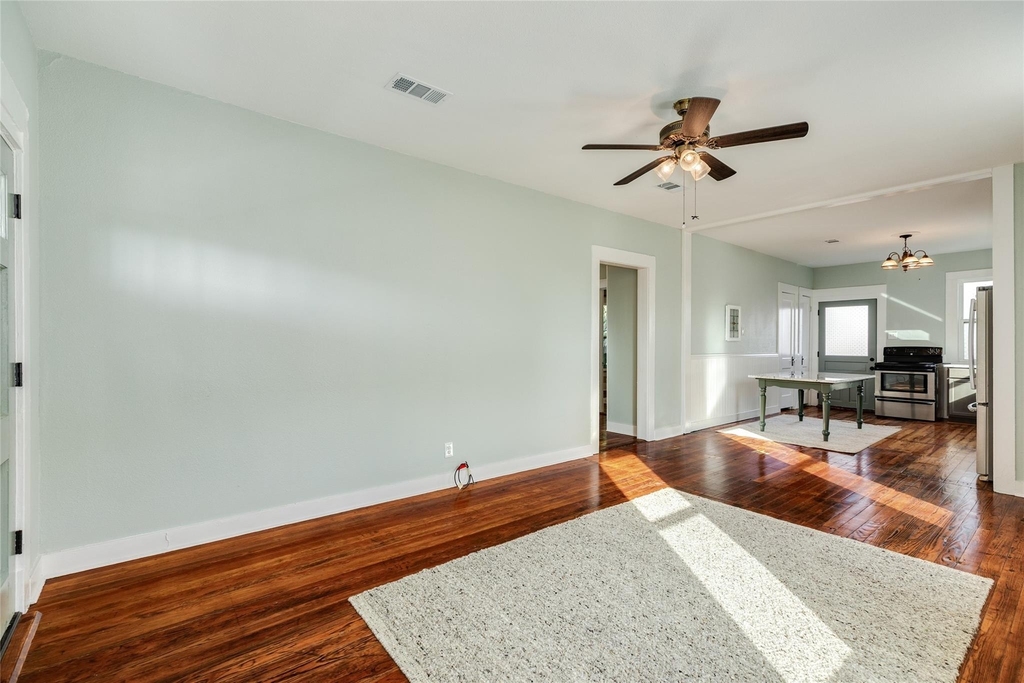 3602 Avenue S 1/2 - Photo 8