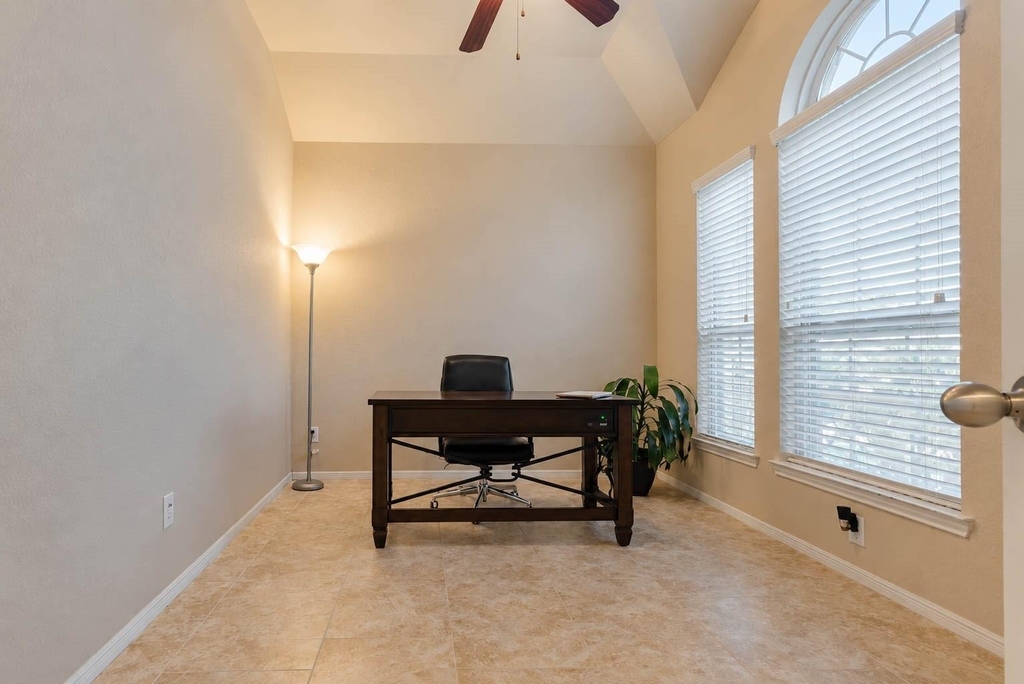 3603 Daintree Park Drive - Photo 7