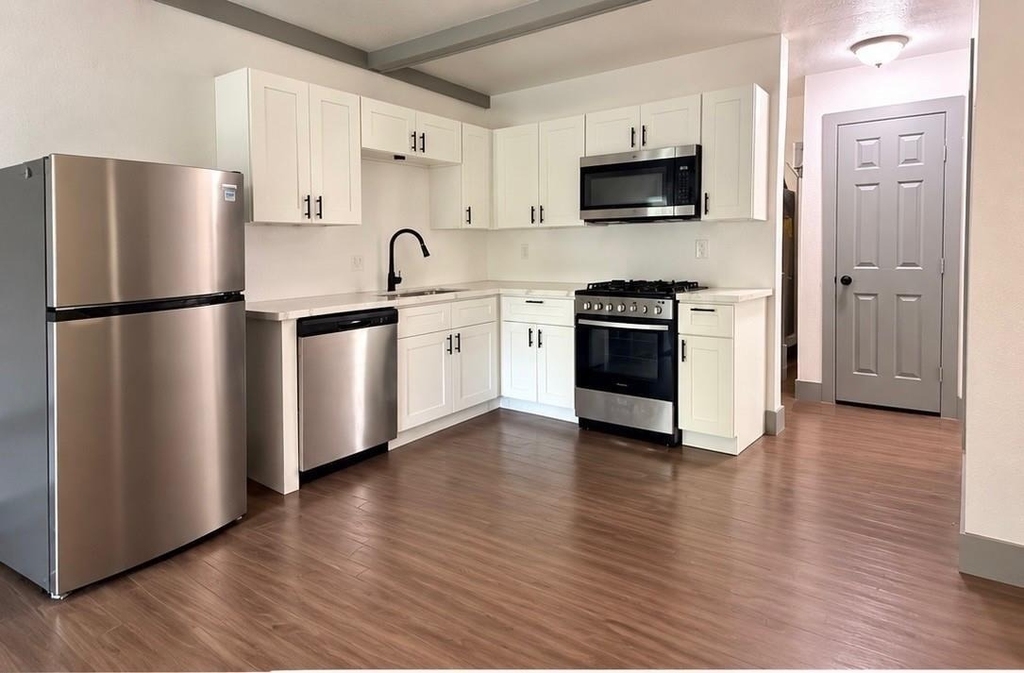 3415 Jackson Street - Photo 0