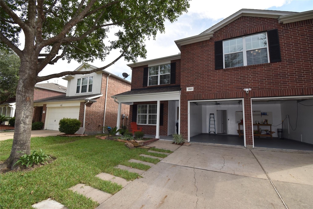 17611 Hoover Gardens Drive - Photo 3
