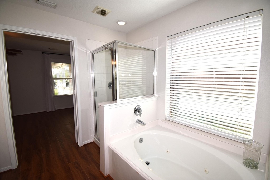 17611 Hoover Gardens Drive - Photo 24