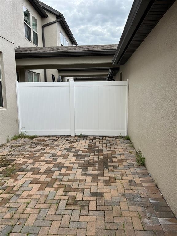 5033 Walker Street - Photo 4