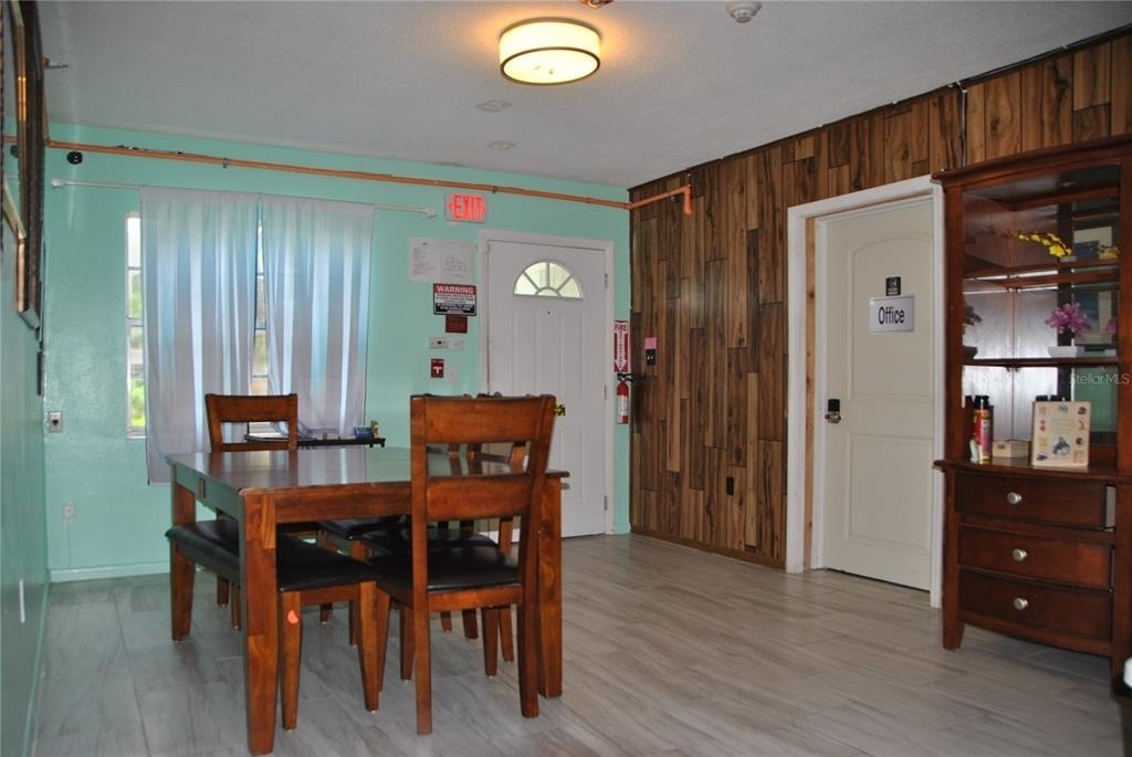 4113 Seybold Avenue - Photo 2