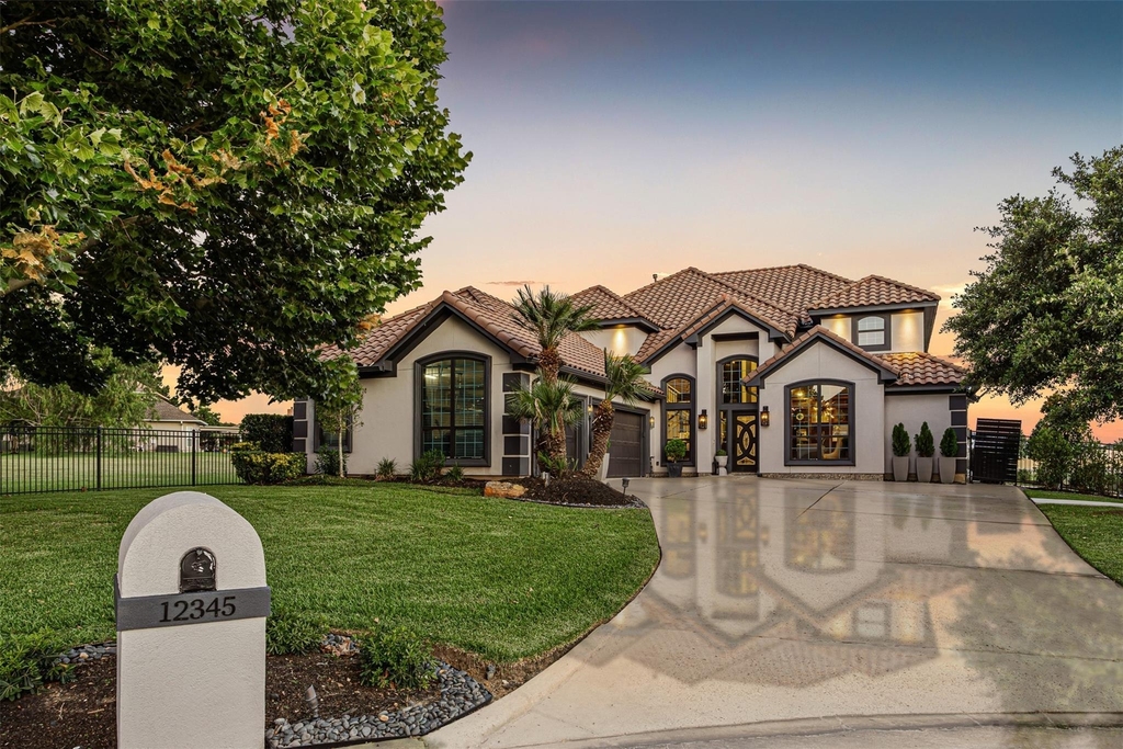 12345 White Oak Point - Photo 2