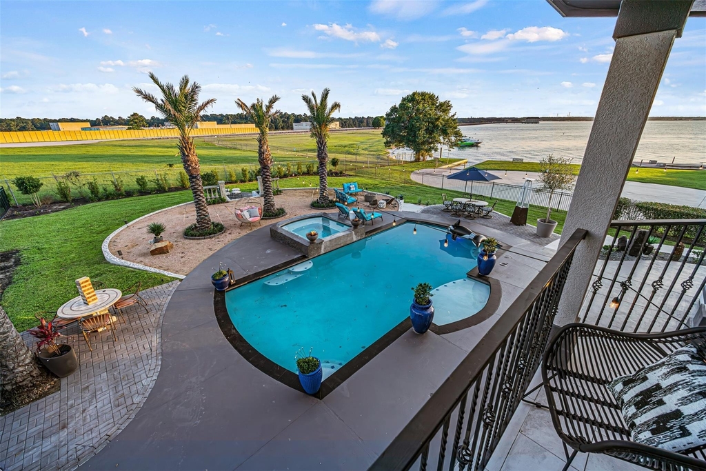 12345 White Oak Point - Photo 45