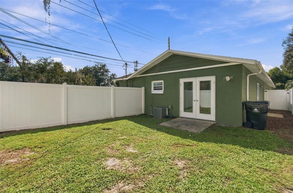 1319 E South Street - Photo 21