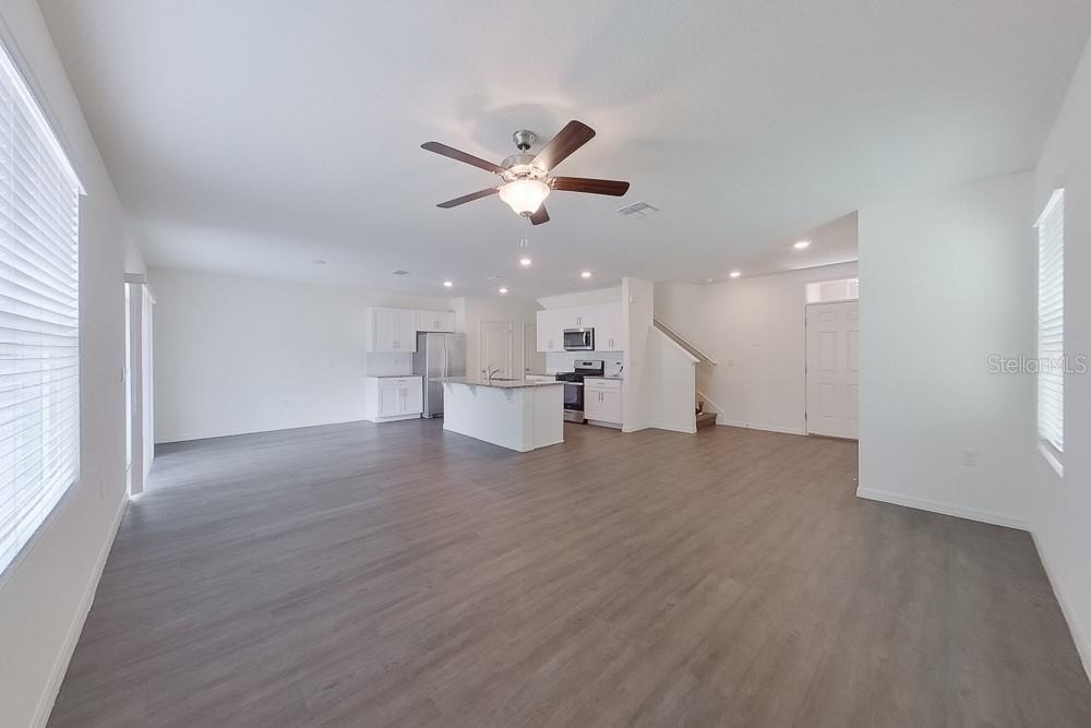 32205 Edson Avenue - Photo 4