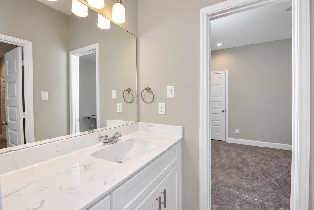 8401 Mclean Street - Photo 24