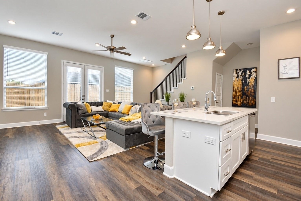 8401 Mclean Street - Photo 13