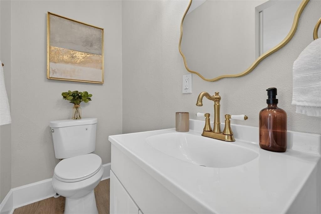 1201 Oakhill Street - Photo 8