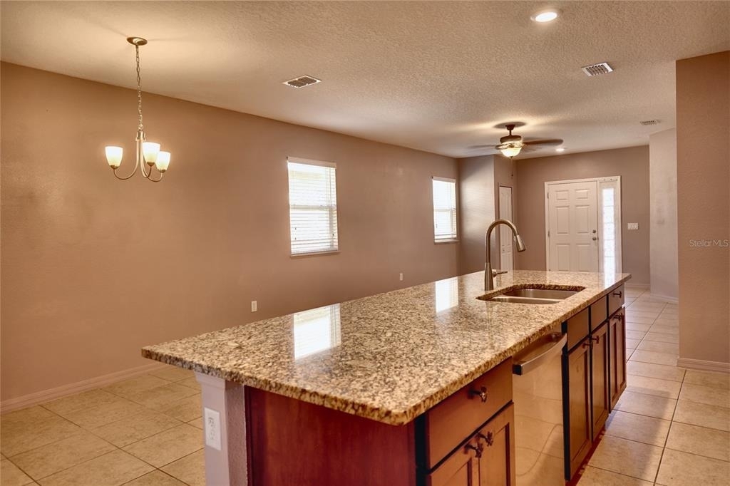 2272 Canyon Breeze Avenue - Photo 7