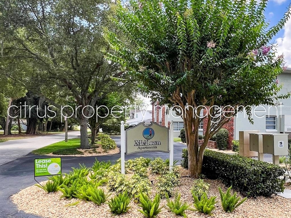 3026 Fairway Lane - Photo 2