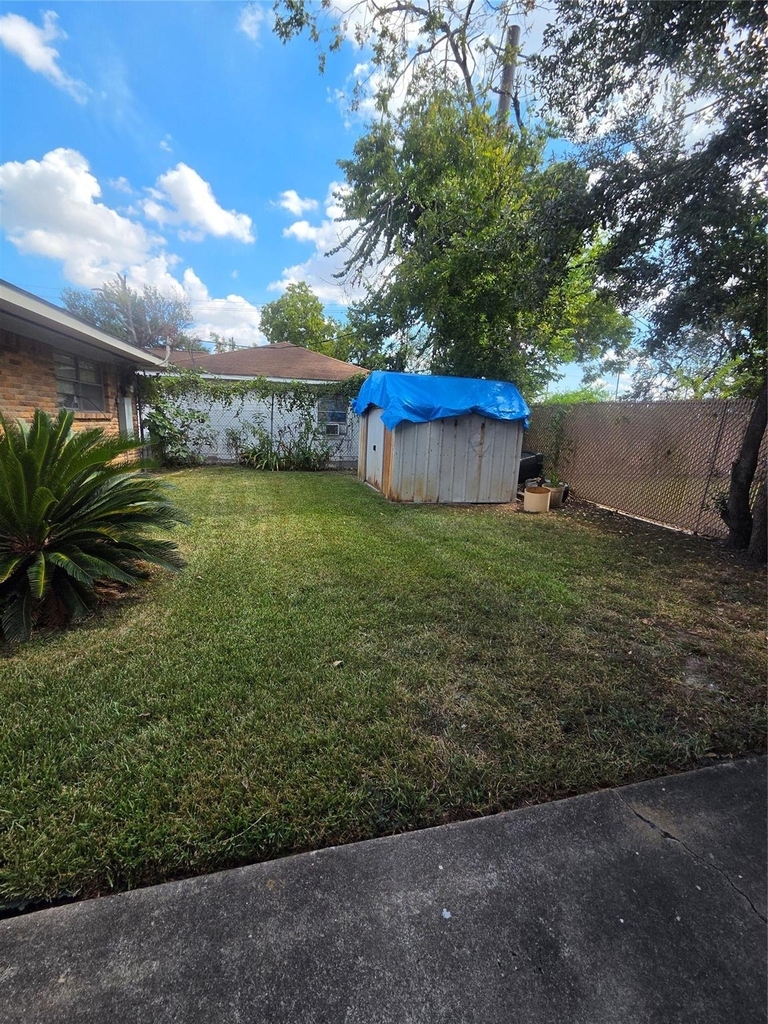 6526 Country Club Drive - Photo 26