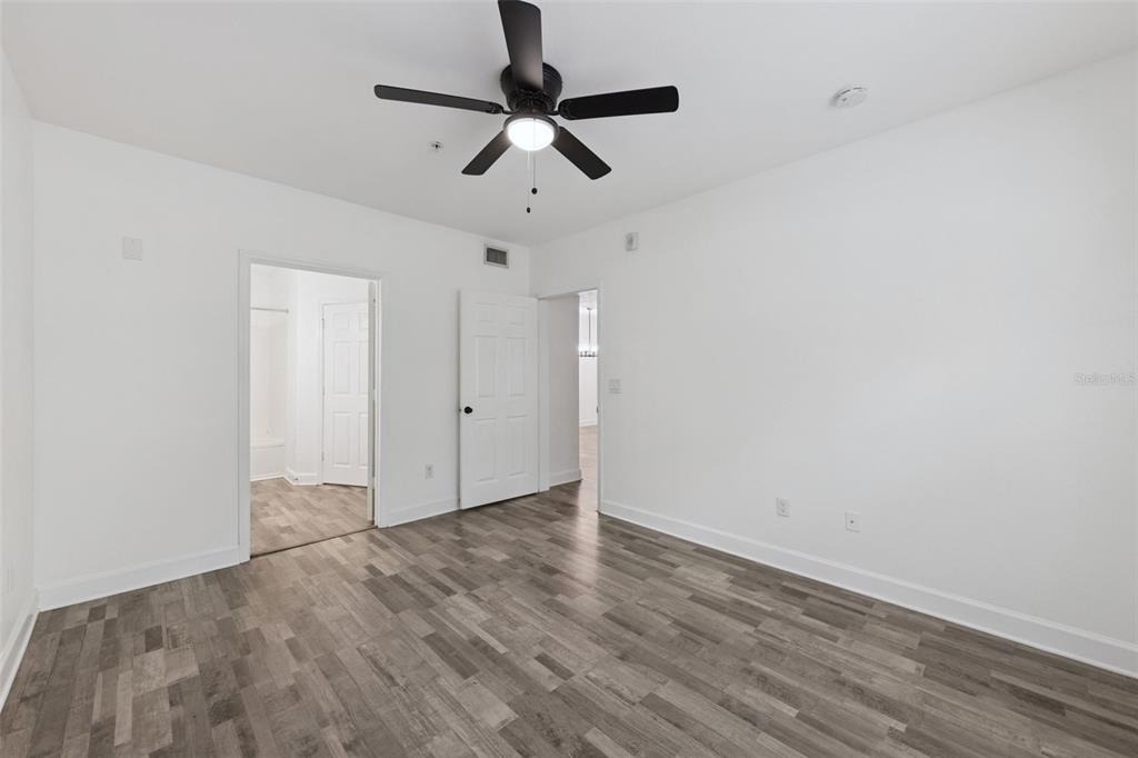 300 E South Street - Photo 15