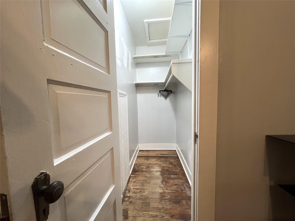 617 12th Street - Photo 9