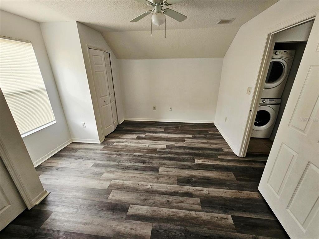 1024 Park Central Circle - Photo 7