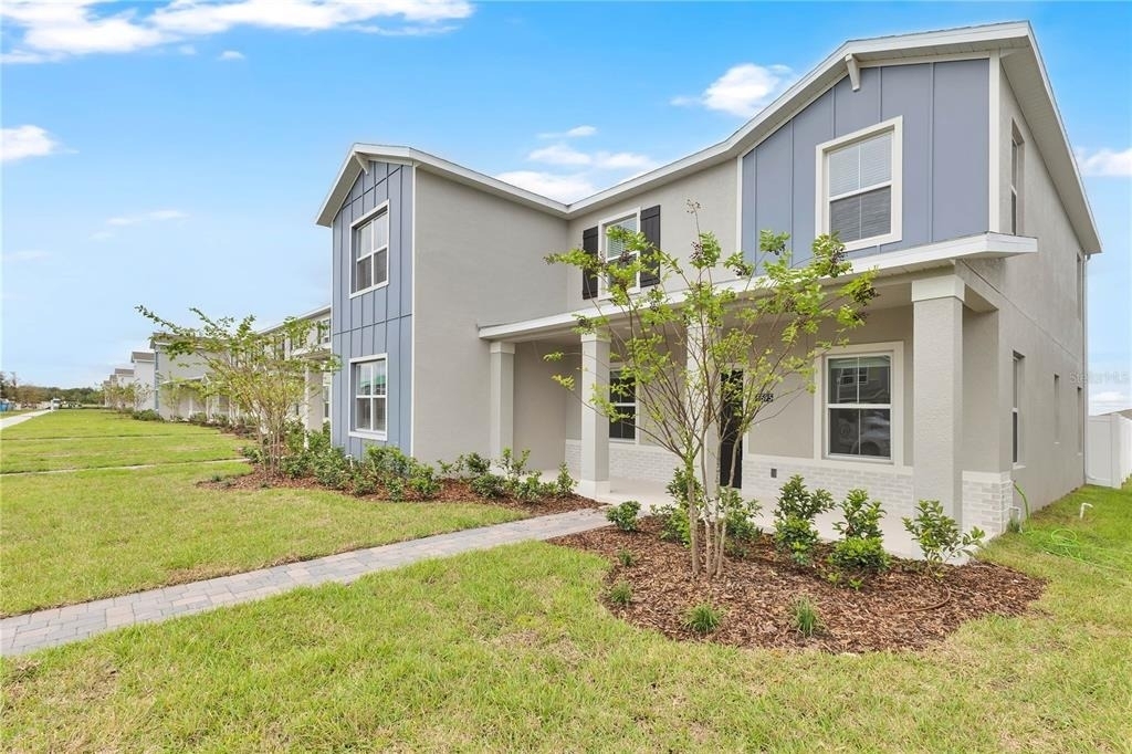 5595 Ronin Drive - Photo 1