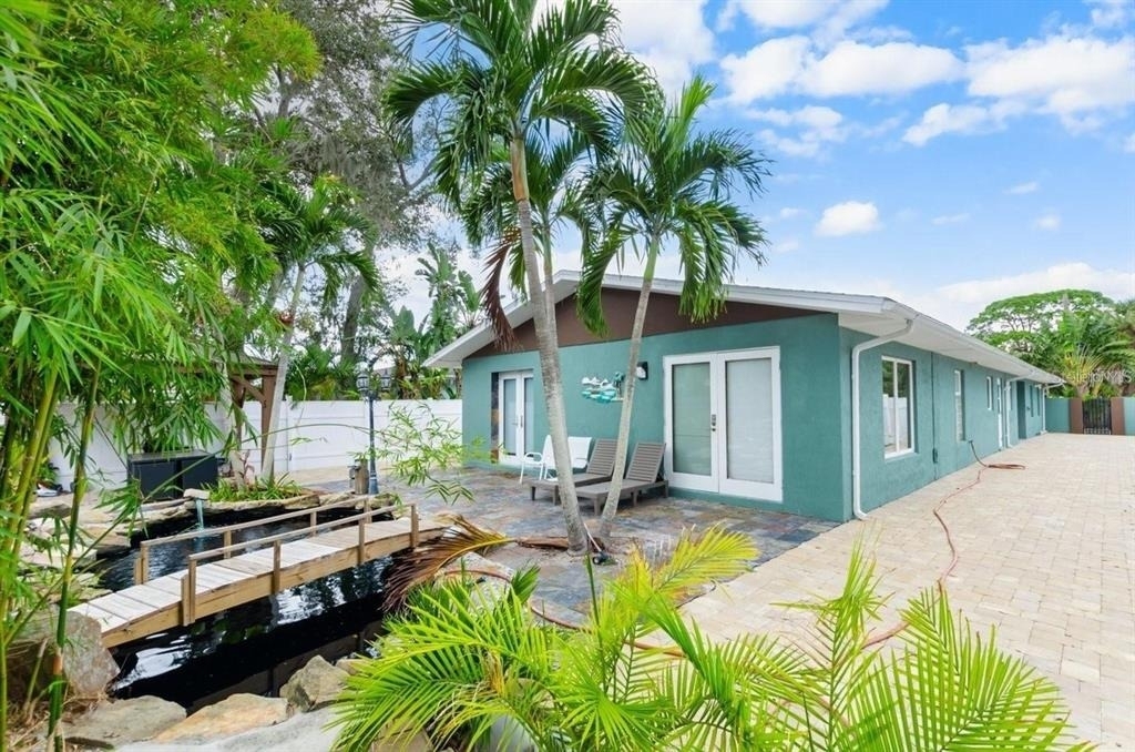 2598 Wood Street - Photo 10
