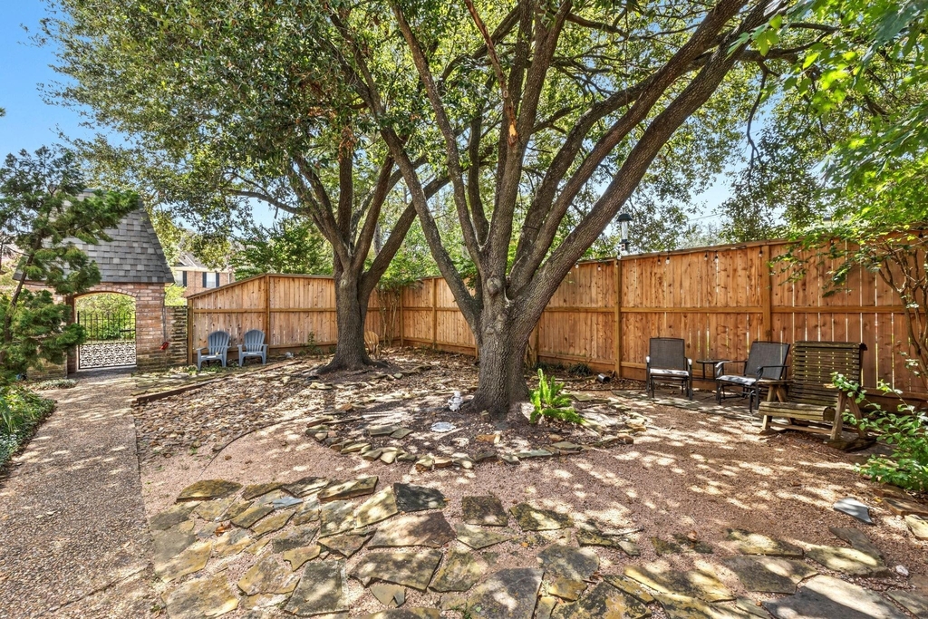 5534 Beverlyhill Street - Photo 24