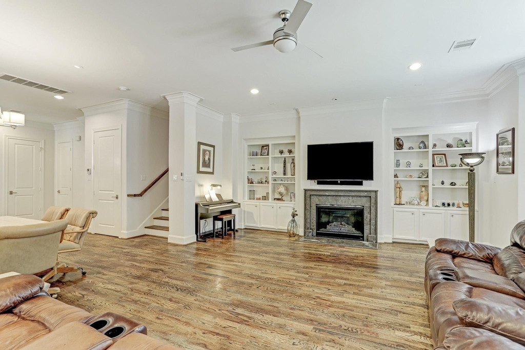 2015 Mcclendon Street - Photo 18